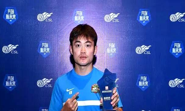 包含莫兰特官方公布新规，官方宣布新规引发争议，掀起高潮球迷热议！的词条