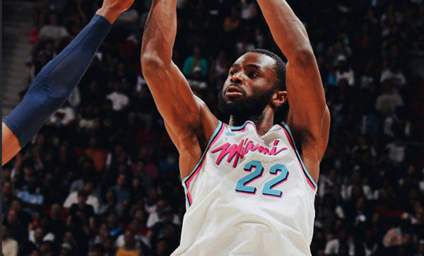 威金斯官方公布新规，关键时刻神级表现引发争议，热火球迷热议！